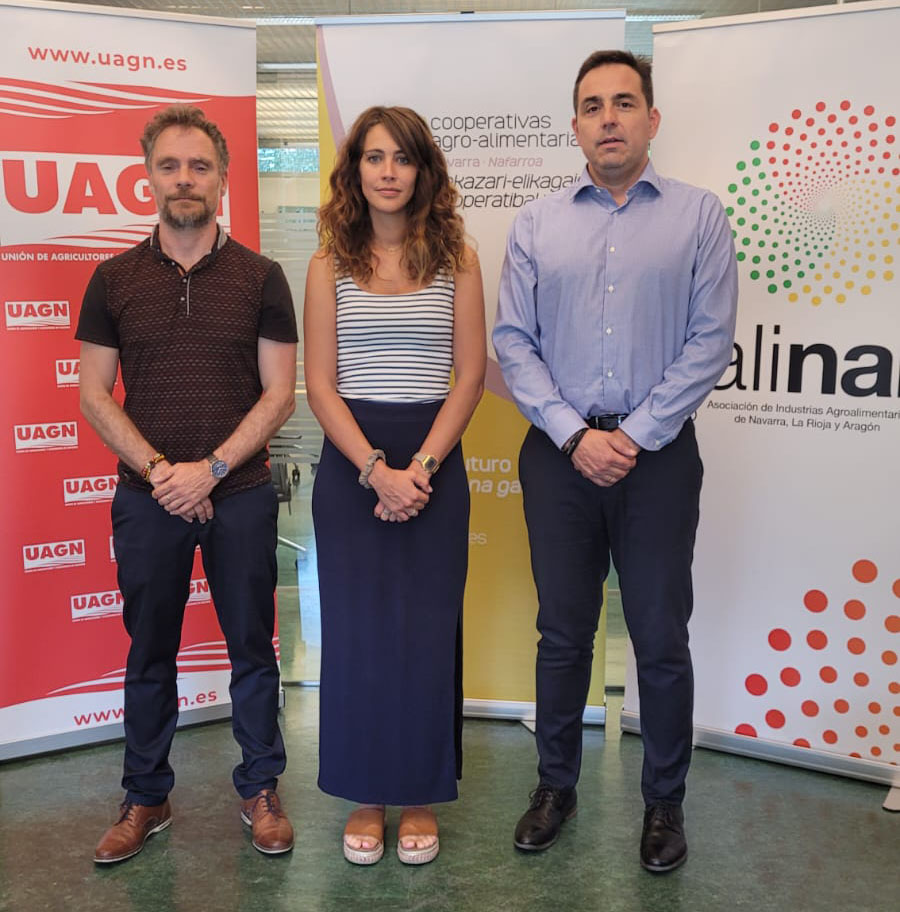 Iñaki Mendioroz, director de sectores, innovación y proyectos de UAGN; Eva Aoiz, gerente de UCAN; y Diego Galilea, gerente de ALINAR, 